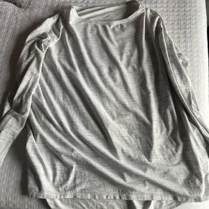 lululemon back in action long sleeve sz 10